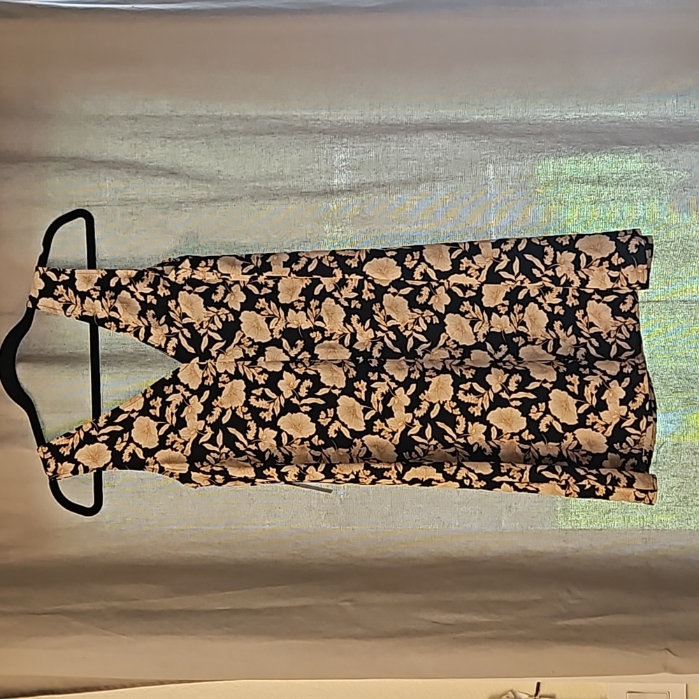 Express Dress - Picture 5 of 7